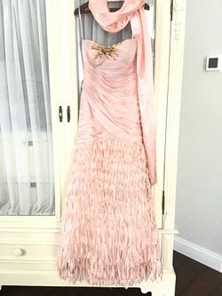 Women’s special occasion dress size 4