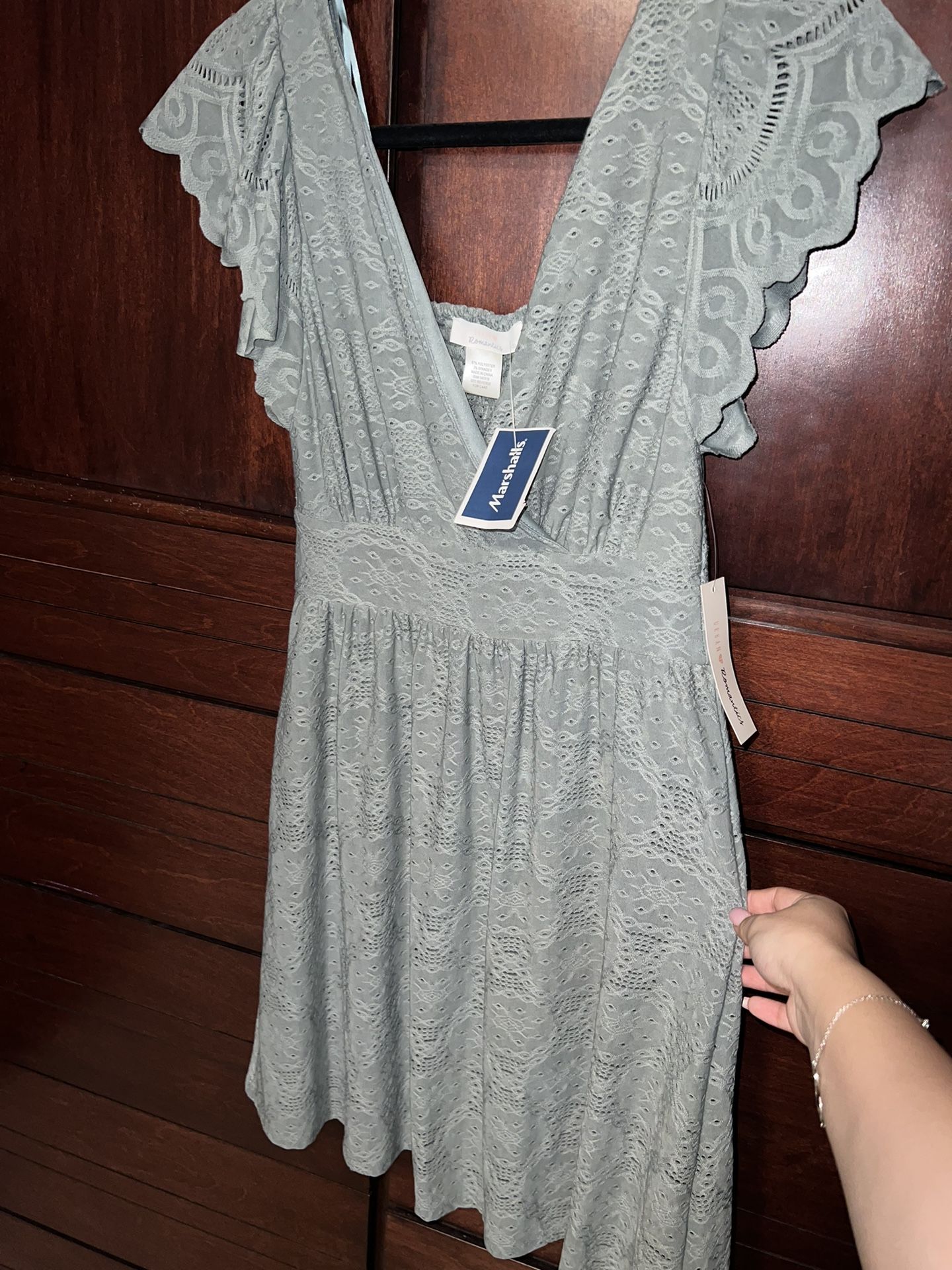 Women’s dress