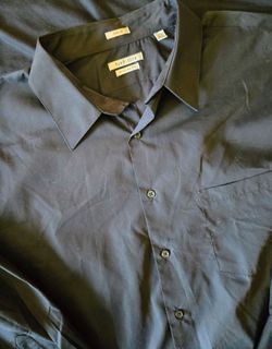 Men's 2xl dress shirt, VanHeusen,black, NWT, button down