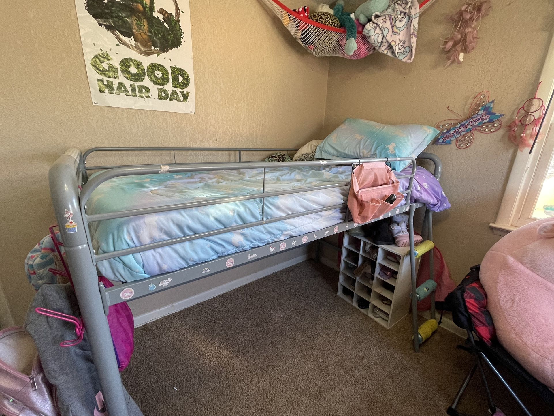 Loft Bed . Includes Twin Size Mattress 