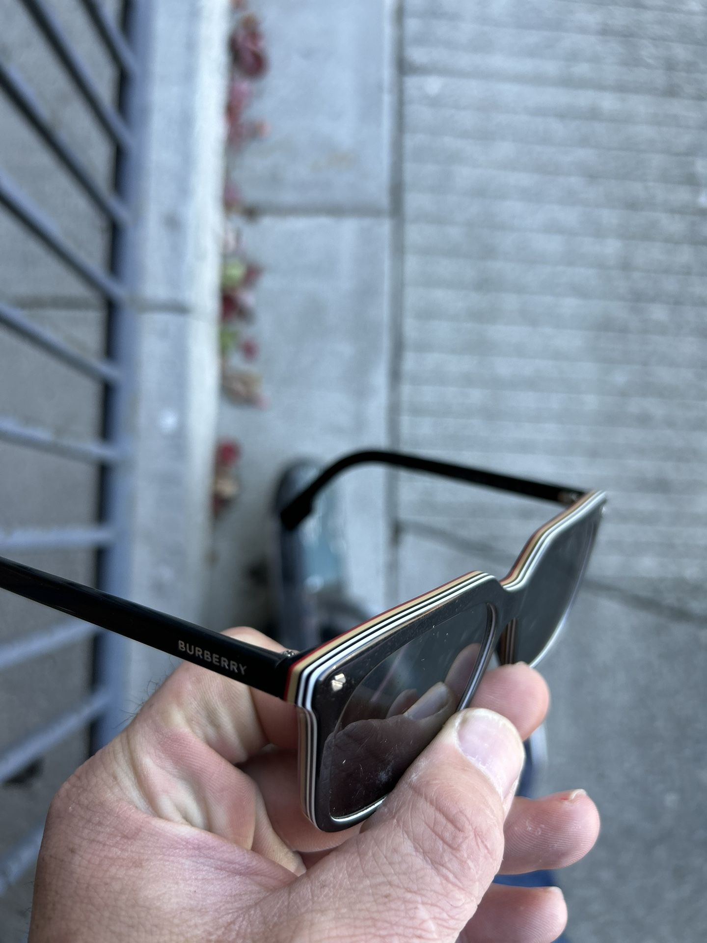 Burberry Sunglasses 