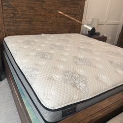 King Size Plush Mattress- Hampton and Rhodes