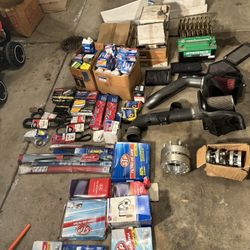 Lot Of Miscellaneous Auto Parts For Sale. 