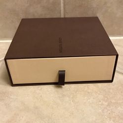 LV Louis Vuitton belt Brand new in box
