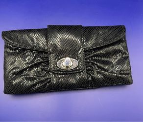 Black Faux Snakeskin Clutch Evening Bag Detachable Silver Chain Strap
