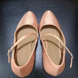 Women's Satin Closed Toe Heels 7.5