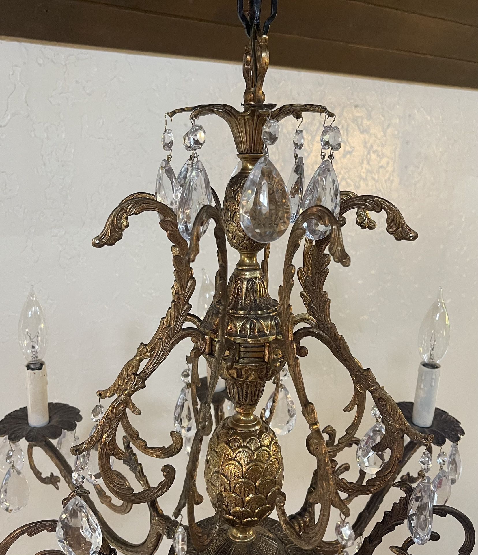 8 Light Vintage Bronze/Brass Spanish Style Canopy Chandelier for Sale in  Snohomish, WA - OfferUp