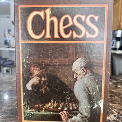 1970 Staunton Design French Wood Bookshelf  Chessmen. Varnished Weighted Felted