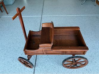 AMISH Hand Crafted Wooden Buckboard Wagon. Approx. 36x24x24. Pre Owned.