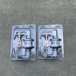 Commercial Door Knob Tell