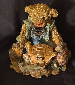 Ganz Cottage Collectible