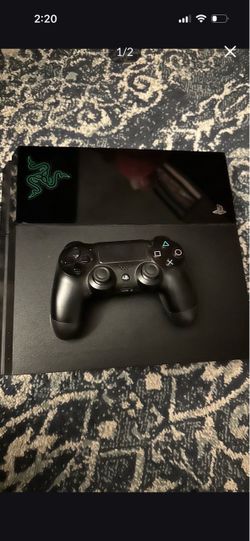 Sony PlayStation 4 Console with Controller
