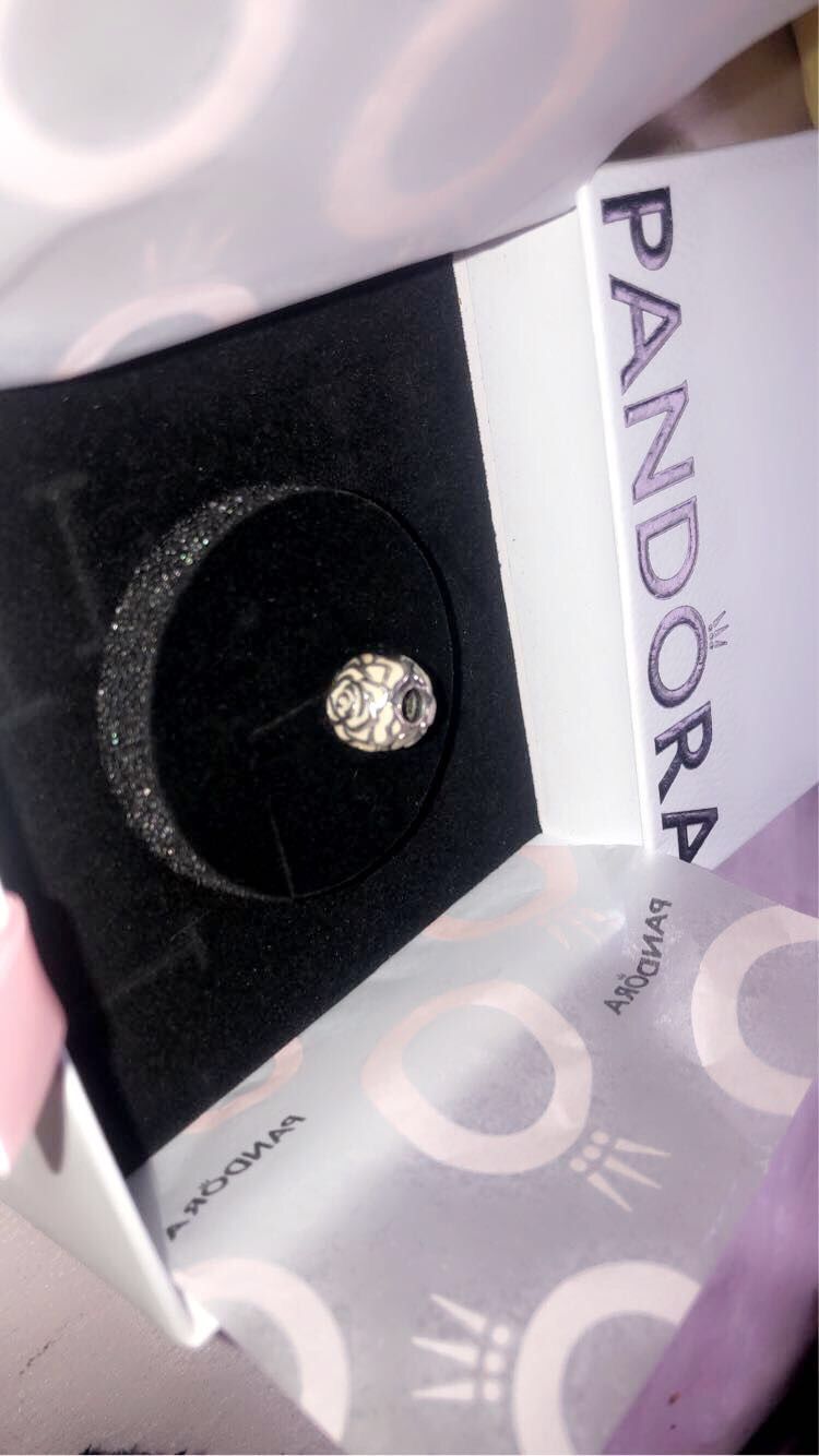 PANDORA rose safety charm