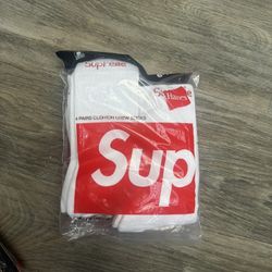 Supreme socks 