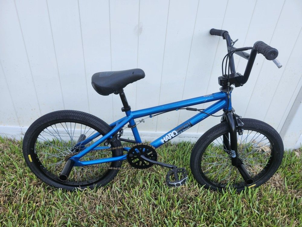 Clean Haro Mid School 20 Inch Wheel Bmx Bike
