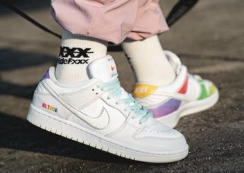 Nike SB Low "BE TRUE" Brand New Never Worn