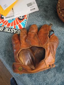 Vintage leather baseball mittsrare