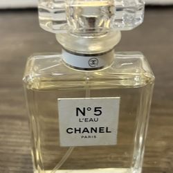 Chanel No 5
