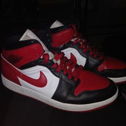 Nike Kicks Sz12 