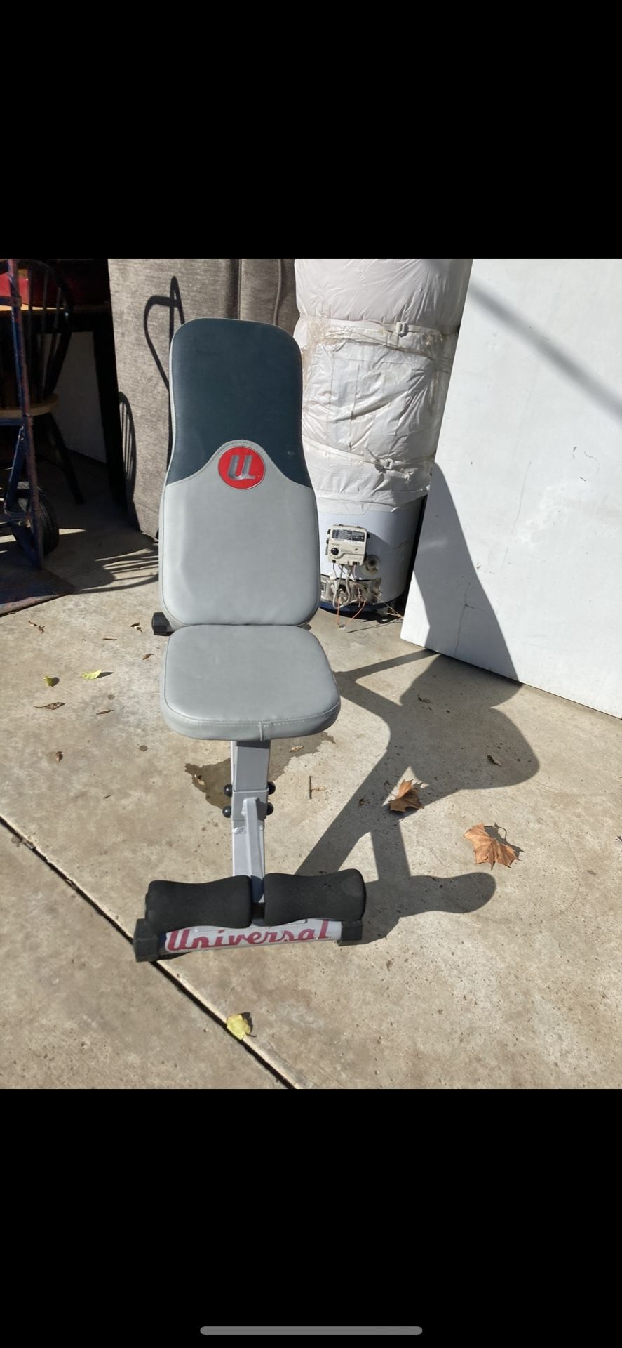 Universal UB300 Adjustable Bench with Five-Position Settings