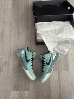 Nike Zoom Kobe 4 Protro  ‘GIRL DAD’ Men Size 9 / Women Size 10.5