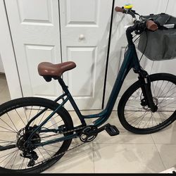 Cannondale adventure 1 Bicycle