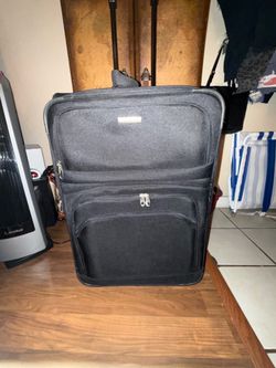 Suitcase set