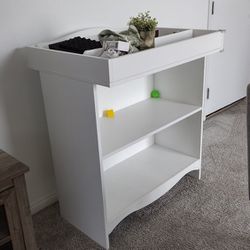 Kids Changing Table 
