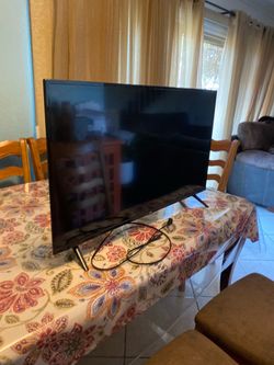 Roku Tv 34”