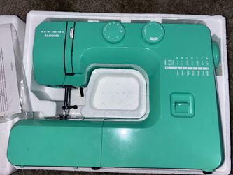 Janome New Home Sewing Machine
