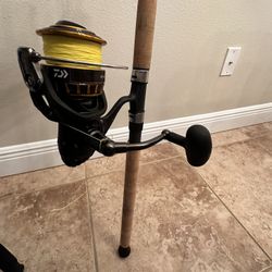 2) Daiwa BG5000 Saltwater Spinning Reels And Shimano Teramar 8'0 SEXXH  Spooled With 65 Lb. Braid for Sale in Land O' Lakes, FL - OfferUp
