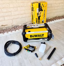 DeWALT Electric Pressure Washer 2600 PSI