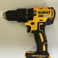 DEWALT 1/2-in 20-volt max Variable Speed Brushless Cordless Hammer Drill