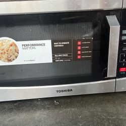 Toshiba Microwave 