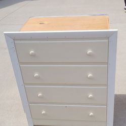 Knee-wall Dresser - Free