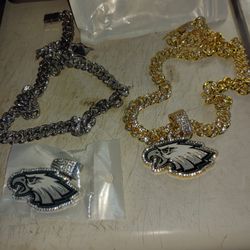 Brand New Eagles Necklace, Gold An Silver!  L👁👁K... 