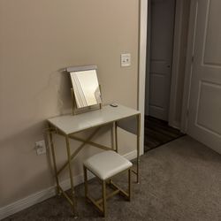 Small Vanity 
