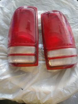 Dodge Dakota rear tail lights 97-04
