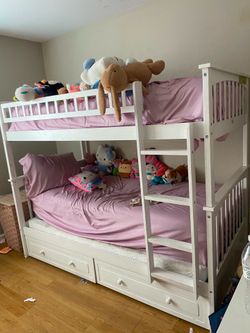 Bunker bed twin