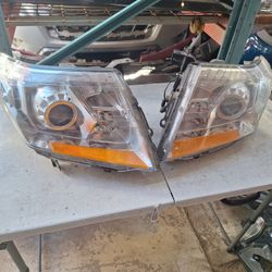 Cadillac Srx Headlight Oem