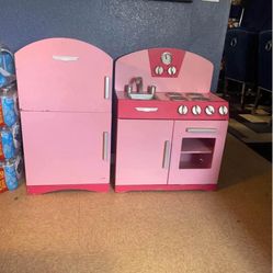 Pink Kids Kitchen $150 Obo 