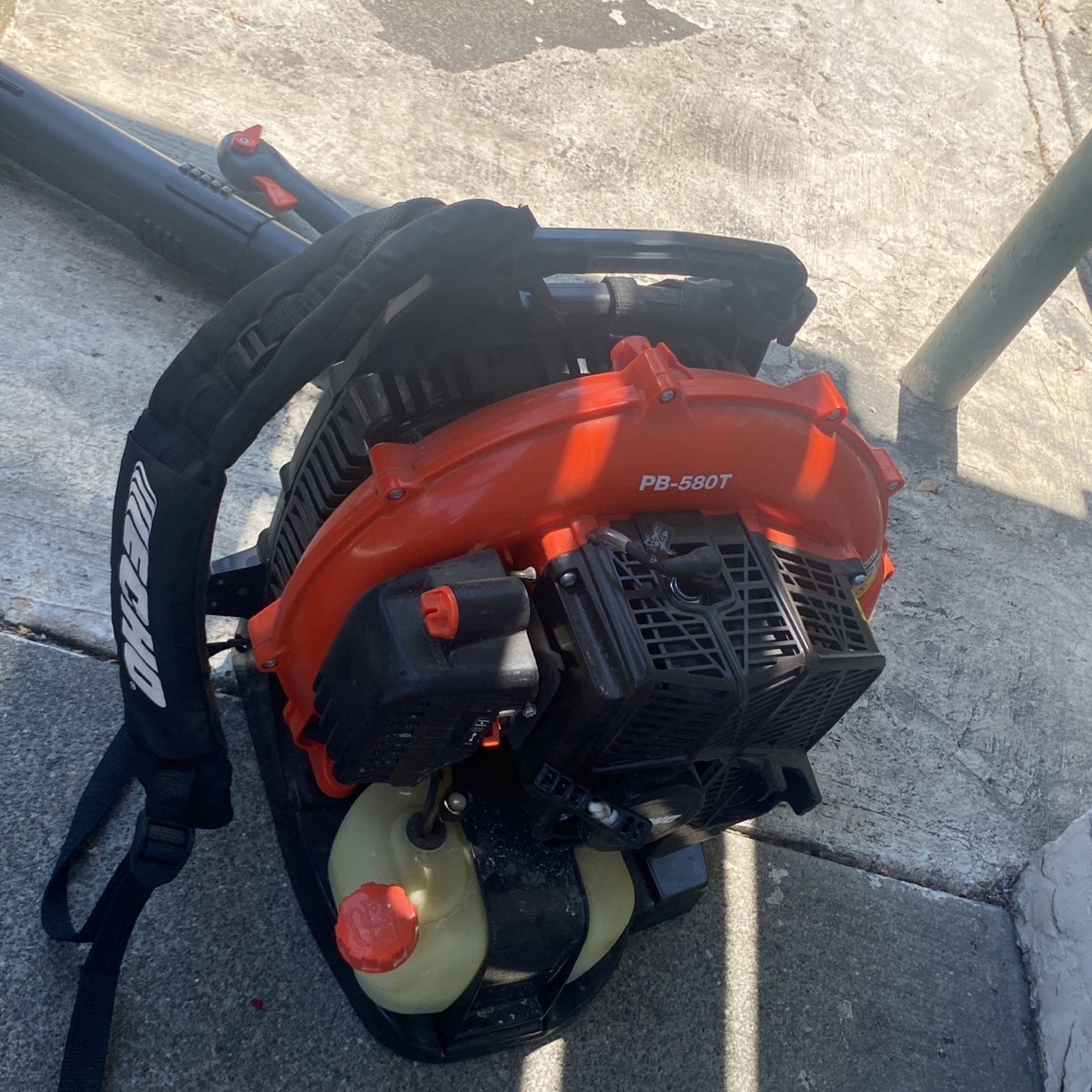 Echo Leaf Blower PB-580T