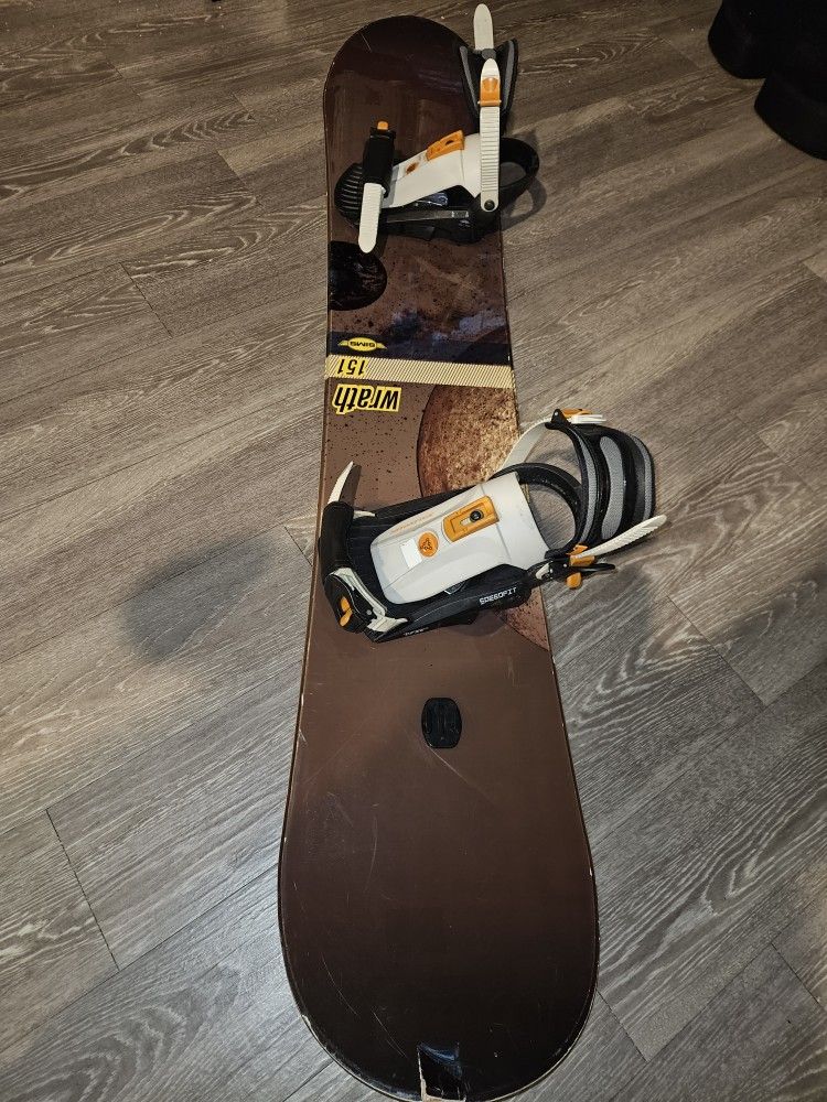 Snowboard With Bindings