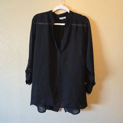Women's XXL Top With Split Back