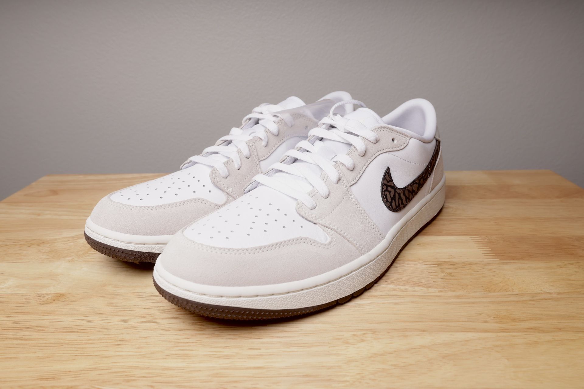 Jordan 1 Retro Low Golf