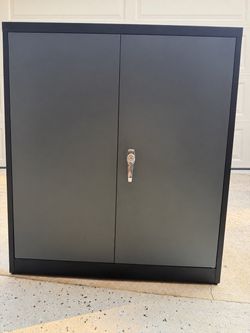 Metal Locking Storage Cabinet