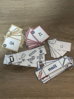 Laminated Phonics and Word Flash Card Set