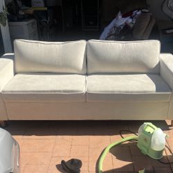 Pottery Barn Sofa / Couch / Beige / No Rips 