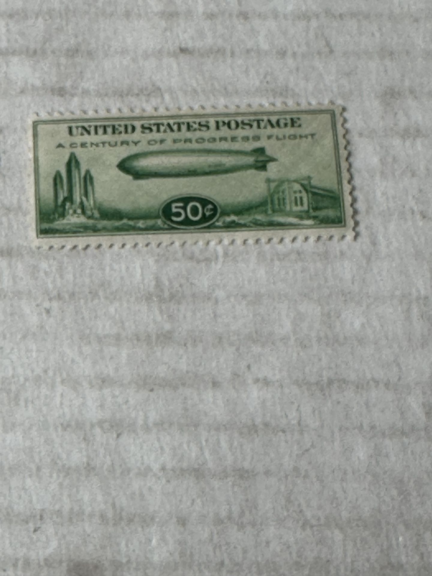 United States C18 Zeppelin Mint Hinge Stamp