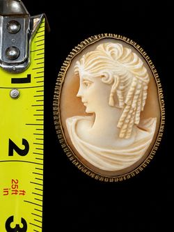Antique Victorian Shell Cameo Brooch (Circa 1(contact info removed)) – Statement Piece